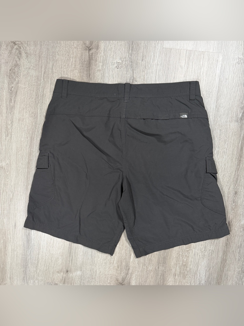 The North Face Cargo Hiking Shorts Charcoal Grey Size 34 Gorpcore - Picture 2 of 5